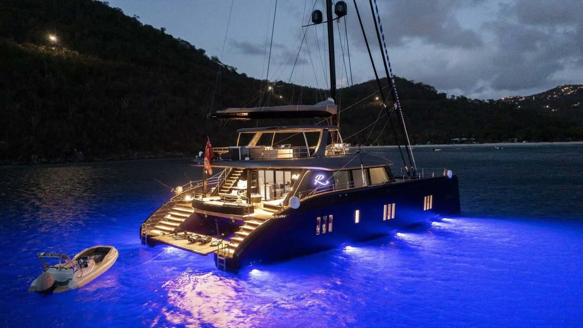 Sunreef 80 — view 3